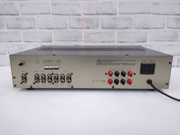 Amplificador Integrado Luxman L-200 - Imagen 3