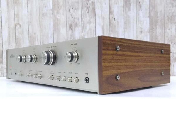 Amplificador Integrado AKAI AA5210 - Imagen 3