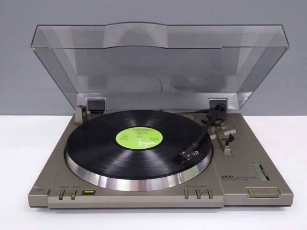 Plato Tocadiscos Akai Model AP-Q4