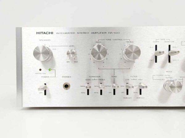 Amplificador integrado Hitachi HA-610 - Imagen 3
